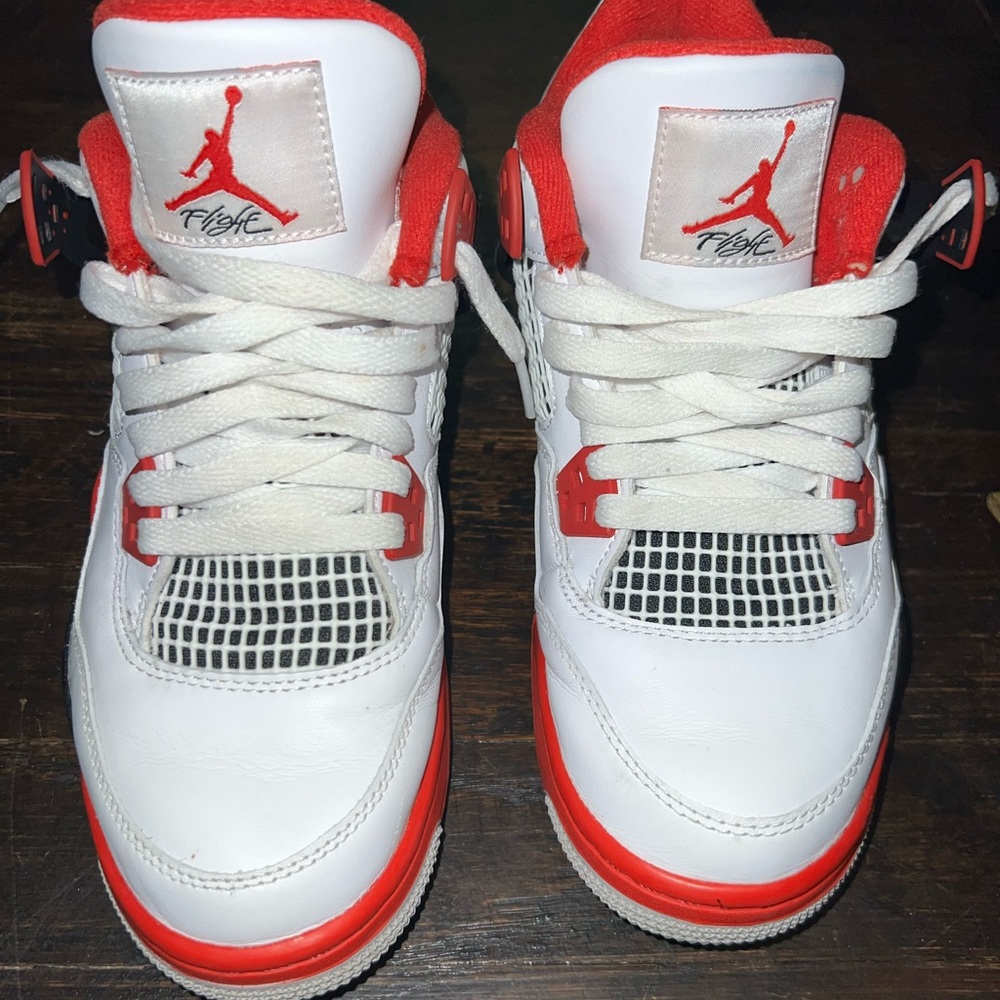 2020 fire red 4’s